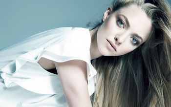 Amanda Seyfried 2013 screenshot