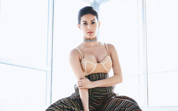 Amyra Dastur 4K screenshot