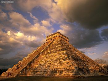 Ancient Mayan Ruins Chichen Itza Mexico screenshot