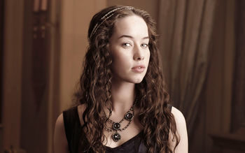 Anna Popplewell as Lola screenshot