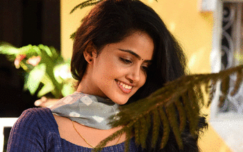 Anupama Parameswaran screenshot