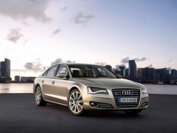 Audi A8 screenshot