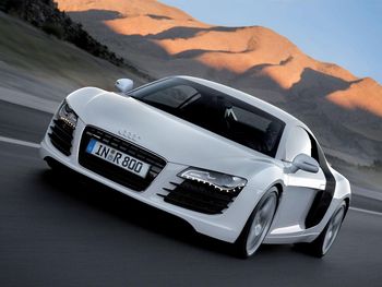 Audi R8 On The Road screenshot