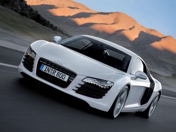 Audi R8 On The Road screenshot