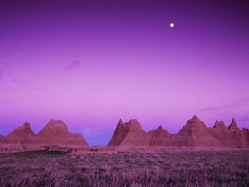 Badlands National Park At Dusk, South Dakota screenshot