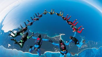 Base Jumping screenshot