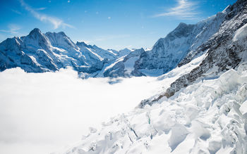 Bernese Alps Winter Mountains 4K screenshot