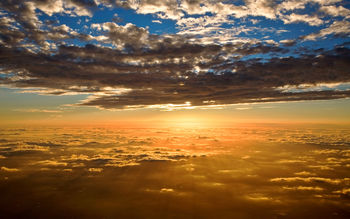 Between The Cloud Layers screenshot