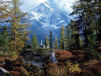 Bietschhorn Valais Switzerland screenshot