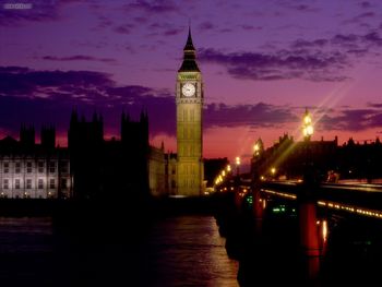 Big Ben At Dusk London England screenshot