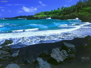 Black Beach Maui Hawaii screenshot
