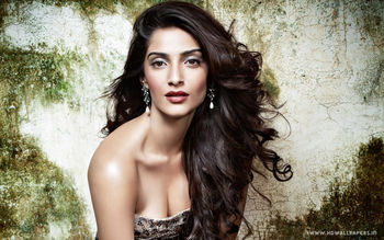 Bollywood Actress Sonam Kapoor screenshot