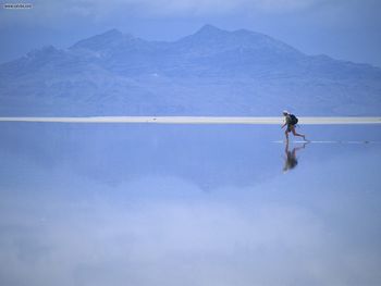 Bonneville Salt Flats Utah screenshot