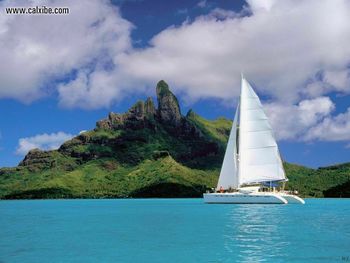 Bora Bora Lagoon With Catamaran French Polynesia screenshot