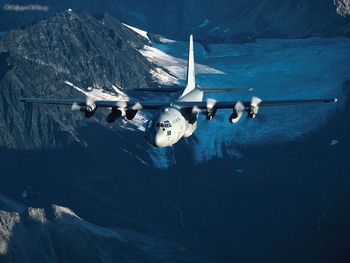 C130 Over Mountains screenshot