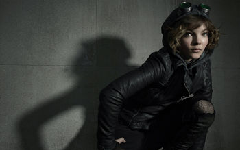 Camren Bicondova Selina Kyle Gotham screenshot