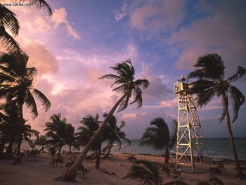 Casa Blanca Lighthouse Yucatan Peninsula Mexico screenshot