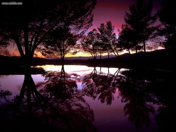 Castaic Lake Sunset Santa Clarita California screenshot