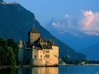 Castle At The Lake Switzerland screenshot