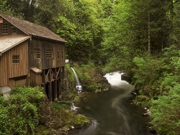 Cedar Creek Grist Mill, Near Vancouver, Washington screenshot