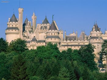 Chateau De Pierrefonds, France screenshot