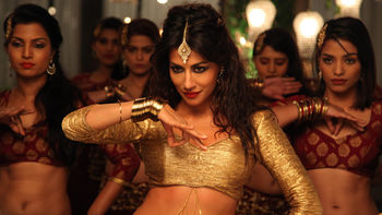 Chitrangada Singh in Gabbar Is Back screenshot