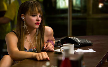 Chloe Moretz in The Equalizer screenshot