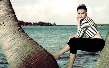 Chloe Moretz InStyle screenshot