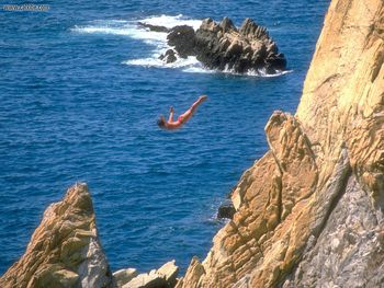 Cliff Diver Acapulco Mexico screenshot