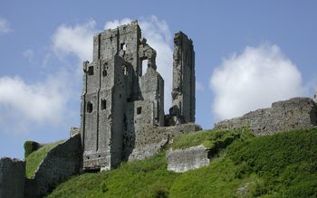 Corfe Castle, Dorset, England screenshot