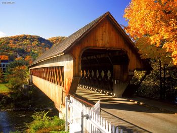 Covered Bridge Woodstock Vermont screenshot