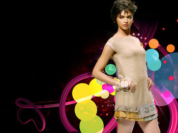 Deepika Padukone fashion show screenshot