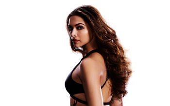 Deepika Padukone Hot xXx Return of Xander Cage screenshot