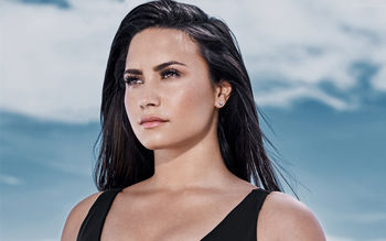 Demi Lovato 4K 2017 screenshot