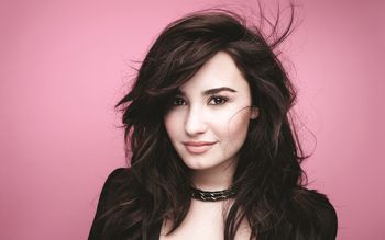 Demi Lovato Girlfriend screenshot