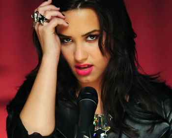 Demi Lovato Hot screenshot