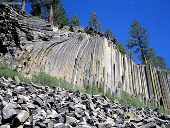 Devils Postpile National Monument California screenshot