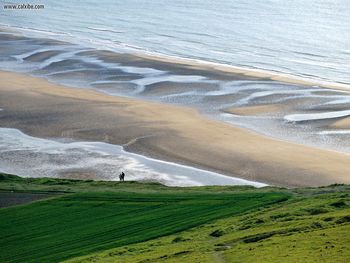 Distant Shore Cape Blanc Nez France screenshot