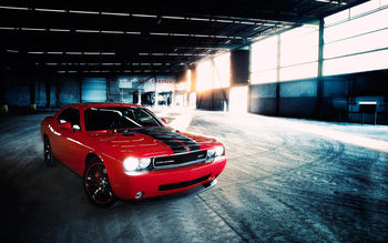 Dodge Challenger SRT screenshot