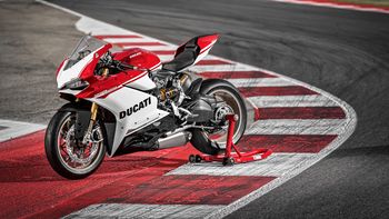Ducati 1299 Panigale S 4K screenshot