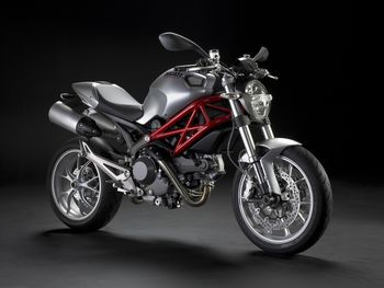 Ducati Monster 1100 screenshot