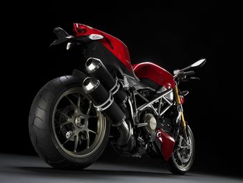 Ducati Streetfighter Red Rear screenshot