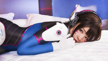 DVa Overwatch Cosplay 5K screenshot