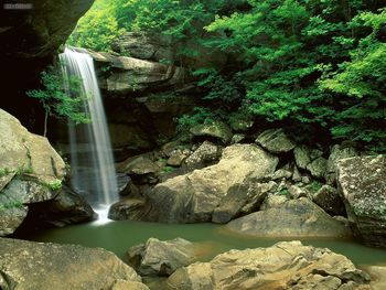 Eagle Creek Falls Cumberland Falls State Park Kentucky screenshot