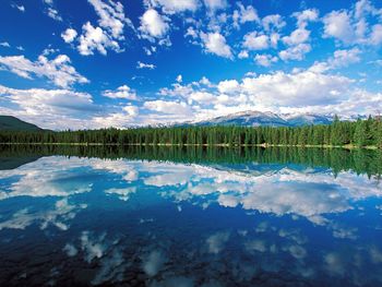 Edith Lake Jasper National Park Canada screenshot