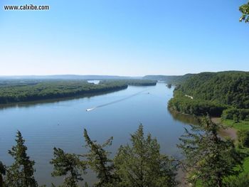 Effigy Mounds screenshot