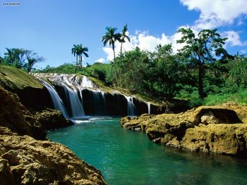 El Nicho Falls Sierra De Trinidad Cuba screenshot
