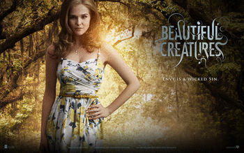 Emily Asher in Beautiful Creatures screenshot
