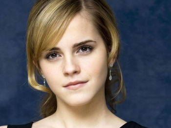 Emma Watson Beautiful 2009 screenshot