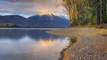 Evening Light, Lake Mcdonald, Glacier National Park, Montana screenshot